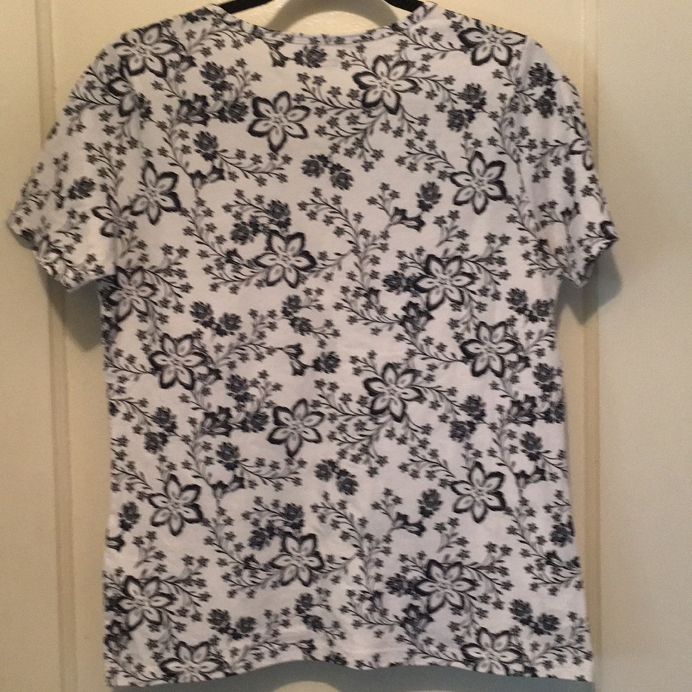 Two Basic Editions Tee Shirts Nwot - image 4